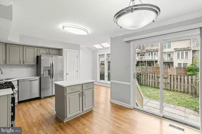 9532 Shepherd Hills Drive, Lorton, VA 22079 - Photo 8
