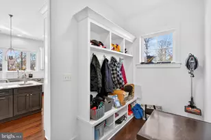 7726 Schelhorn Rd, Alexandria, VA 22306 - Photo 38