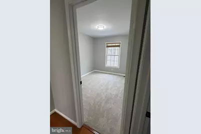 6255 Rathlin Drive, Springfield, VA 22152 - Photo 8