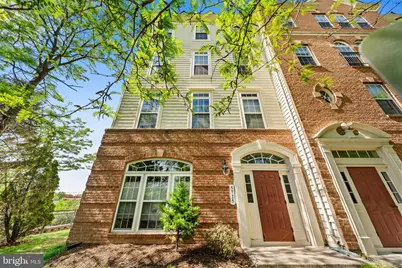 5725 Callcott Way #P, Alexandria, VA 22312 - Photo 2