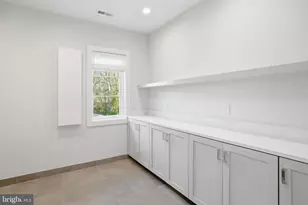 938 Saigon Rd, McLean, VA 22102 - Photo 54