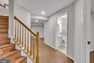 13663 Stratford Glen Pl, Herndon, VA 20171 - Photo 2