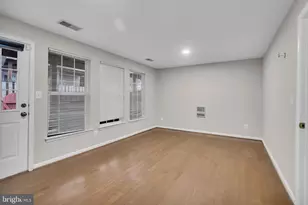 13663 Stratford Glen Pl, Herndon, VA 20171 - Photo 10