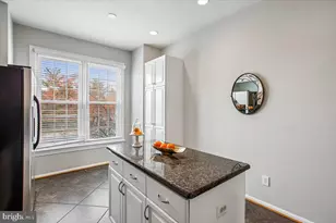 6405 Little Potters Ln, Alexandria, VA 22310 - Photo 16