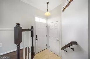 7422 Gadsby Square, Alexandria, VA 22315 - Photo 4