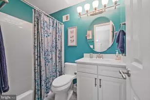 6400 Fleetside Ct, Alexandria, VA 22310 - Photo 22