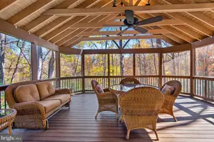 10223 Cedar Pond Dr, Vienna, VA 22182 - Photo 4