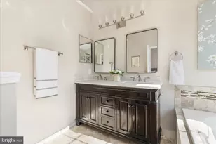 5847 Belcher Farm Dr, Centreville, VA 20120 - Photo 20