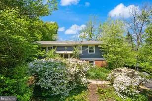 1608 Chain Bridge Rd, McLean, VA 22101 - Photo 2