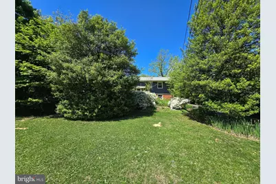 1608 Chain Bridge Road, McLean, VA 22101 - Photo 6
