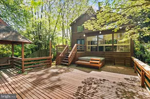 1528 Pathfinder Ln, McLean, VA 22101 - Photo 8