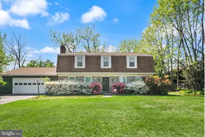 1530 Pathfinder Lane, McLean, VA 22101 - Photo 2