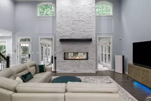 8197 Cottage Rose Ct, Fairfax Station, VA 22039 - Photo 10