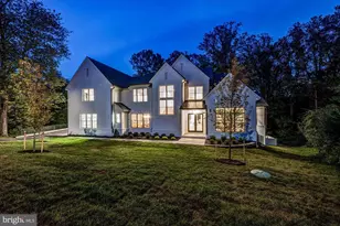 1701 Briar Ridge Rd, McLean, VA 22101 - Photo 10