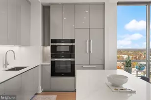 7887 Jones Branch Dr, McLean, VA 22102 - Photo 14