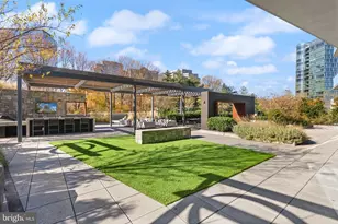 7887 Jones Branch Dr, McLean, VA 22102 - Photo 52