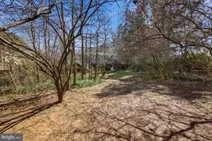 902 Echols St SE, Vienna, VA 22180 - Photo 38