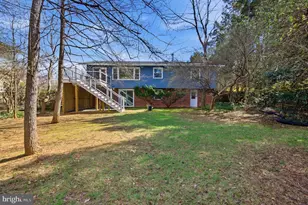 902 Echols St SE, Vienna, VA 22180 - Photo 36