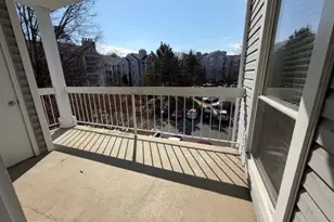 3175 Summit Square Dr, Oakton, VA 22124 - Photo 66