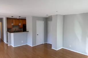 3175 Summit Square Dr, Oakton, VA 22124 - Photo 54