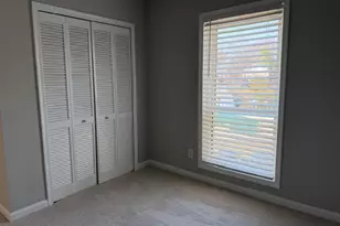 3175 Summit Square Dr, Oakton, VA 22124 - Photo 44