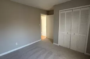 3175 Summit Square Dr, Oakton, VA 22124 - Photo 18