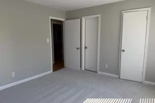 3175 Summit Square Dr, Oakton, VA 22124 - Photo 40