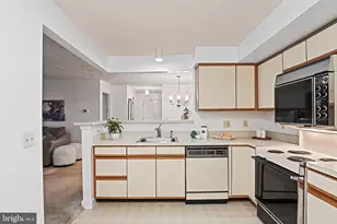 12003 Ridge Knoll Dr, Fairfax, VA 22033 - Photo 12