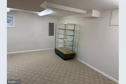 7706 Bristow Drive, Annandale, VA 22003 - Photo 4