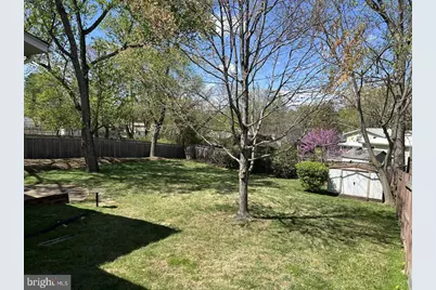 7706 Bristow Drive, Annandale, VA 22003 - Photo 14