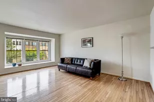 5518 Sully Lake Dr, Centreville, VA 20120 - Photo 12