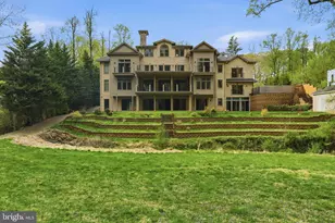 8735 Brook Rd, McLean, VA 22102 - Photo 2