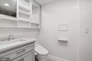 12008 Ridge Knoll Dr, Fairfax, VA 22033 - Photo 22