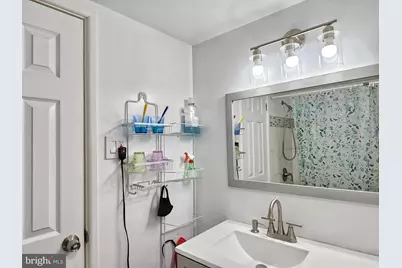 2901 Charing Cross Road #8, Falls Church, VA 22042 - Photo 22