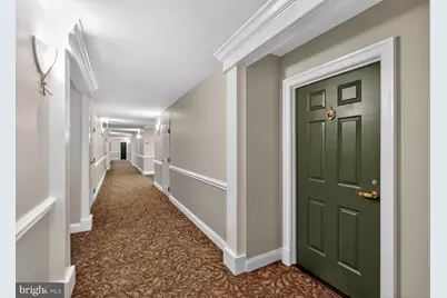 11776 Stratford House Place #1008, Reston, VA 20190 - Photo 8