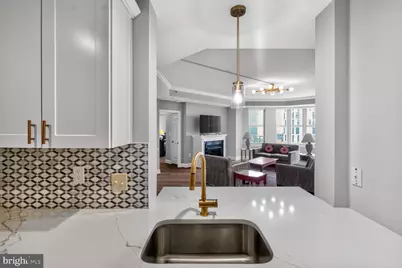 11776 Stratford House Place #1008, Reston, VA 20190 - Photo 22