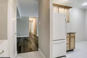 527 Florida Ave, Herndon, VA 20170 - Photo 6