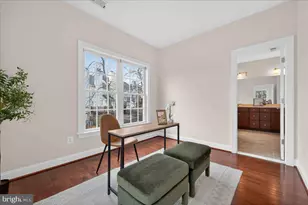 2081 Hutchison Grove Ct, Falls Church, VA 22043 - Photo 30