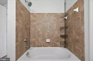 2081 Hutchison Grove Ct, Falls Church, VA 22043 - Photo 36