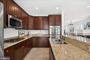 2081 Hutchison Grove Ct, Falls Church, VA 22043 - Photo 18