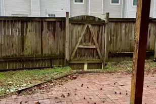 8502 Kernon Ct, Lorton, VA 22079 - Photo 10