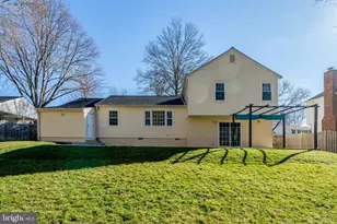 9315 Winbourne Rd, Burke, VA 22015 - Photo 48