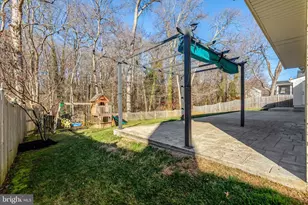 9315 Winbourne Rd, Burke, VA 22015 - Photo 44