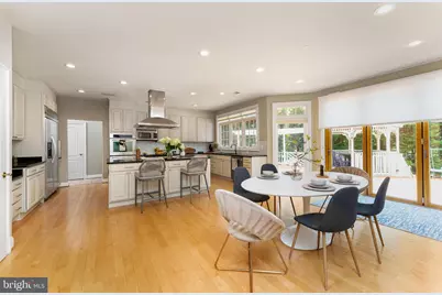 1445 Mayhurst Boulevard, McLean, VA 22102 - Photo 8