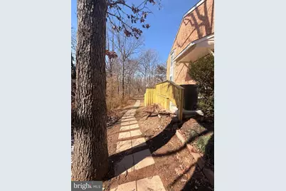 13301 Aiken Place #TOP 2 FLOORS, Herndon, VA 20170 - Photo 12