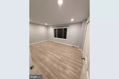 13301 Aiken Place #TOP 2 FLOORS, Herndon, VA 20170 - Photo 32