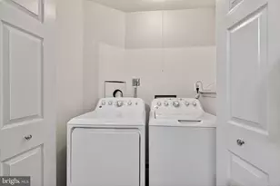 14726 Beaumeadow Dr, Centreville, VA 20120 - Photo 26