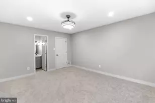 9824 Hagel Cir, Lorton, VA 22079 - Photo 20