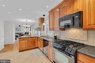 7239 Devereux Ct, Alexandria, VA 22315 - Photo 20