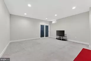 7405 Storm Ct, Falls Church, VA 22043 - Photo 40